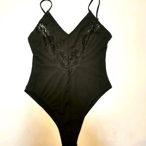 NWOT WOMEN'S FOREVER 21 BODYSUIT SZ L